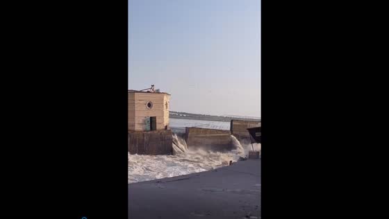 Hydroelectric dam catastrophe in Novaya Kakhovka: Ukraine-Russia water crisis looming