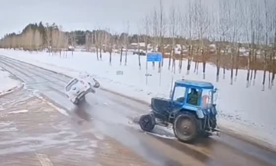 An incident of a passenger car colliding with a tractor in Belarus