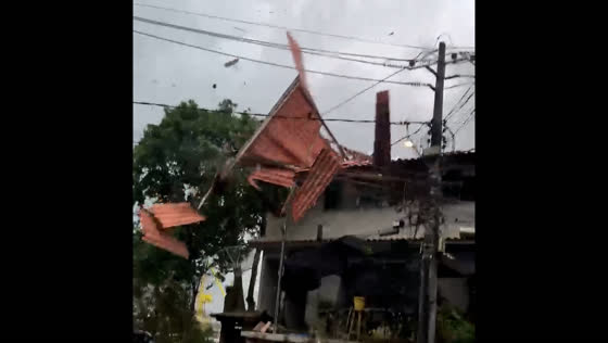 Strong winds sweep rooftops away in Angra dos Reis, Brazil