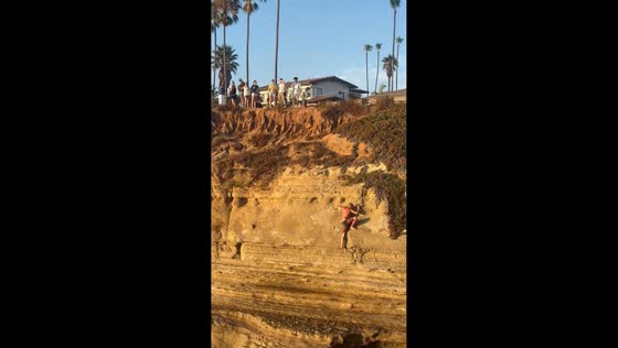 Man falls from Sunset Cliffs during dangerous climb in San Diego, California, USA