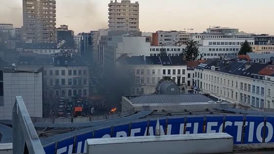 Farmers ignite protest at European Parliament: tractors block streets as demands for agricultural reform intensify