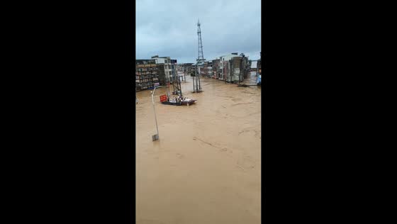 Residents stranded on rooftops as severe flooding inundates Guangxi, China