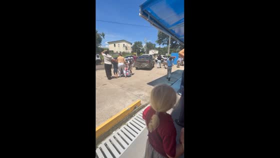 Schoolchildren evacuated during earthquake in La Chorrera, Panama