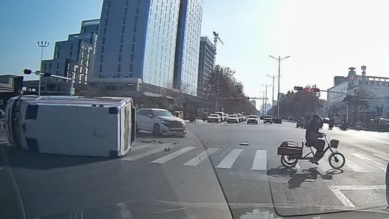 Ambulance overturns after collision with car in Henan province, China