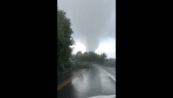  Tornado spotted near Mahanoy City, Pennsylvania, USA