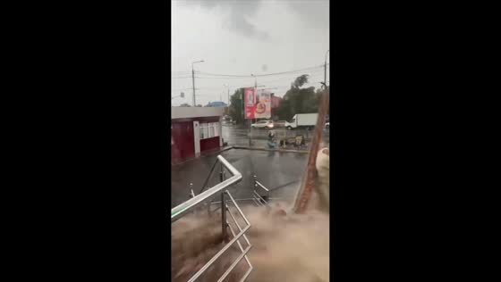 Balcony slab falls on woman during hurricane in Omsk, Russia