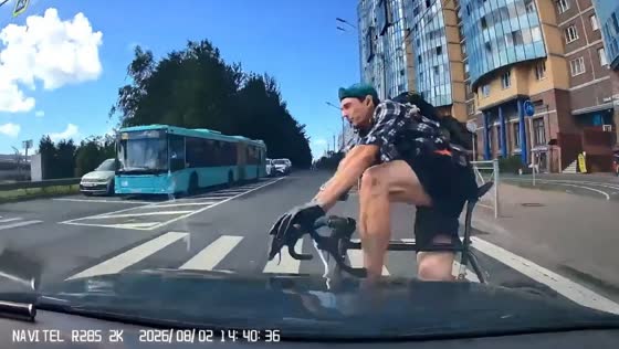 Cyclist crashes through Audi windshield in St. Petersburg, Russia