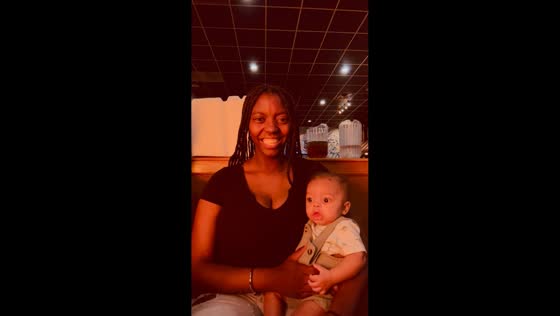 Baby’s adorable reaction to hibachi fire show in Newnan, Georgia, USA