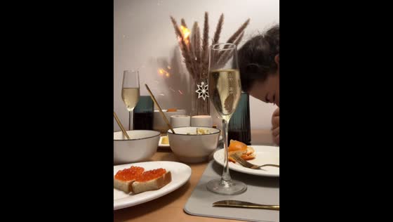 Plant catches fire briefly during dinner mishap in Moscow, Russia