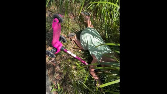 Child falls into bushes while riding scooter in Mount Cotton