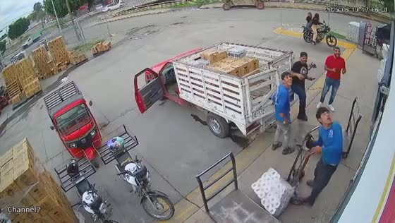 Worker startled by falling toilet rolls in Mexico
