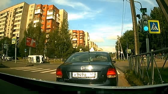 Passenger car and ambulance collide in Vsevolozhsk, Russia
