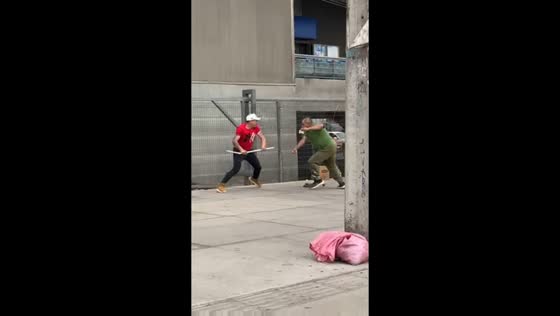 Street fight between two men in Antofagasta, Chile