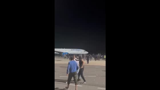 Protesters in Dagestan clash with authorities over flight from Tel Aviv, prompting airport closure