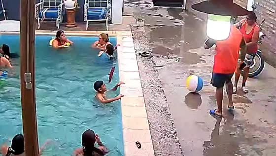 Swimmer accidentally hit by broom end in Argentina