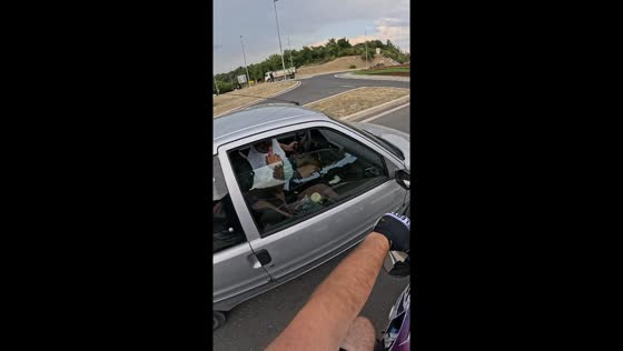 Road rage incident in Labin, Croatia ends with bike crash and side mirror damage