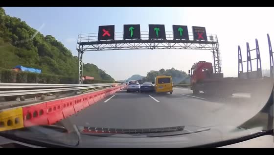 Multiple-vehicle collision captured on dashcam in Beijing, China