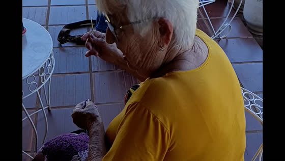 Elderly women startled by voice in General Artigas