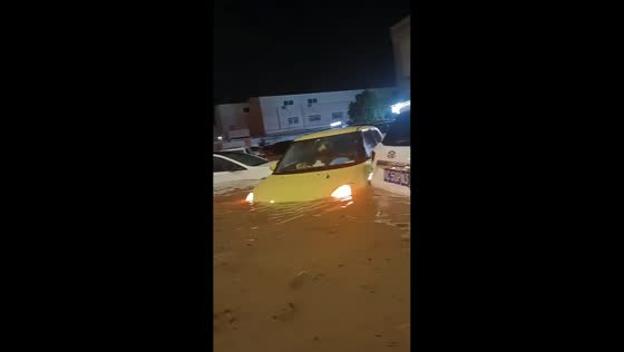 Severe flooding leaves vehicles partially submerged in Fujian, China