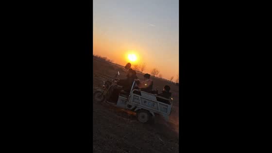 Student tumbles from electric tricycle after it veers off road in Hebei, China