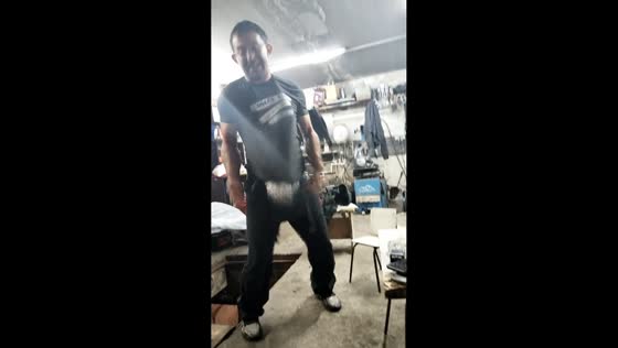 Man’s balloon prank ends in hilarious surprise in Tikhoretsk, Russia