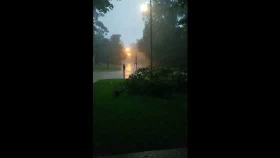 Hailstorm hits Montgomery, Texas