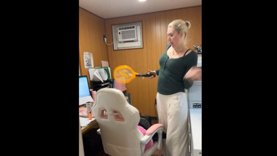 Person zaps themselves while testing bug zapper in Davie, Florida