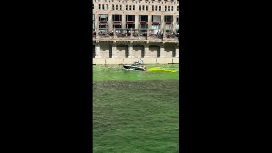 Chicago river dyed green for St. Patrick's Day