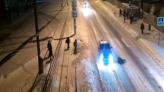 Pedestrian Hit in Izhevsk: 8-year-old survives unregulated crossing collision with Daewoo Nexia