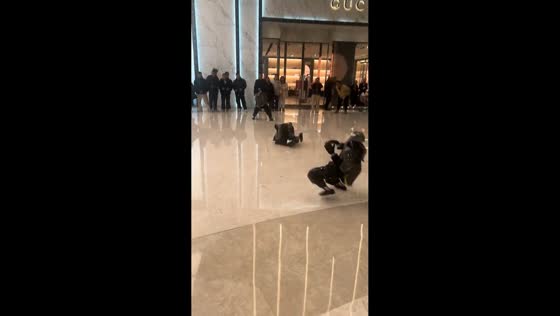 Robot dance performance goes off balance in mall show in Zhejiang, China