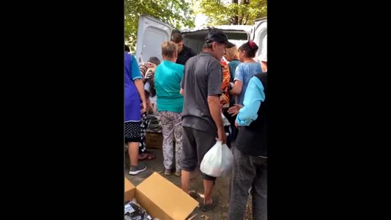 Resilience amidst conflict: volunteers provide relief as shelling continues in Chasiv Yar, Ukraine