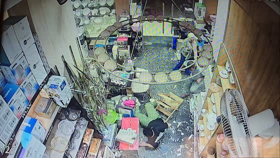 Workplace fall causes merchandise damage in Kafr El-Sheikh – Al-Hamoul, Egypt