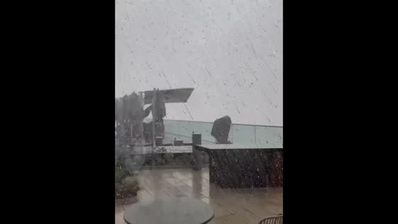 Thunderstorm brings flooding and downed trees in New York, USA