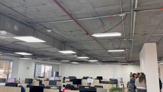 Strong earthquake shakes office building in Bogotá, Colombia
