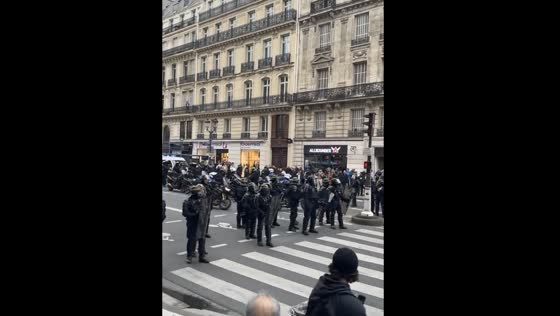 France Protests Turn Violent: Arrival of BRAV-M at Paris Opera Amidst Day of Anger Over Macron's Pension Changes
