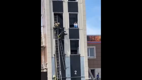Rescuer falls from training tower during competition in Saint Petersburg, Russia