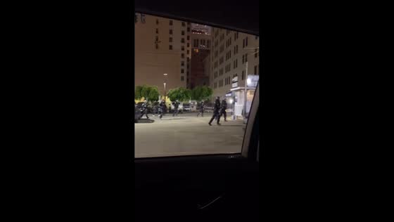 Heavy police presence and looting during ICE protests in Los Angeles, USA
