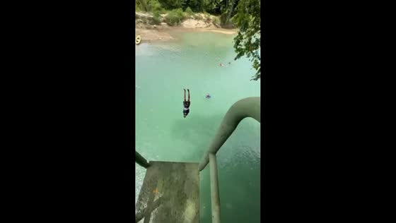 Diving attempt ends in back-first splash in Jamao al Norte, Dominican Republic