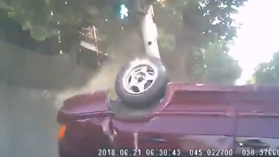 Car accident in Russia leaves vehicle overturned