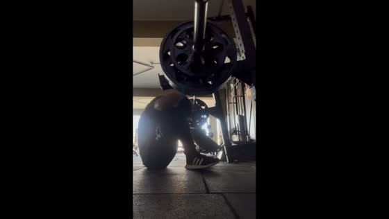 Gym workout mishap as barbell falls on a man in Lima, Peru