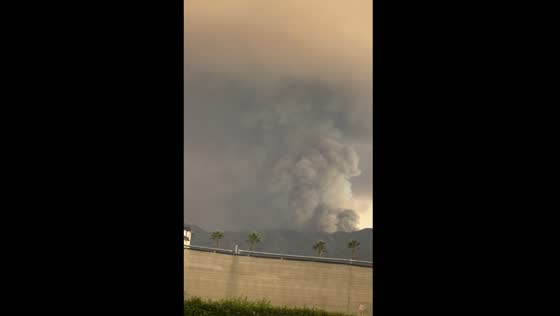 Smoke from California wildfire blankets Corona