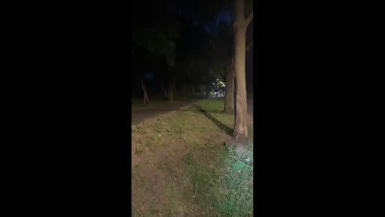 Teen cyclist falls after jump attempt in London, UK