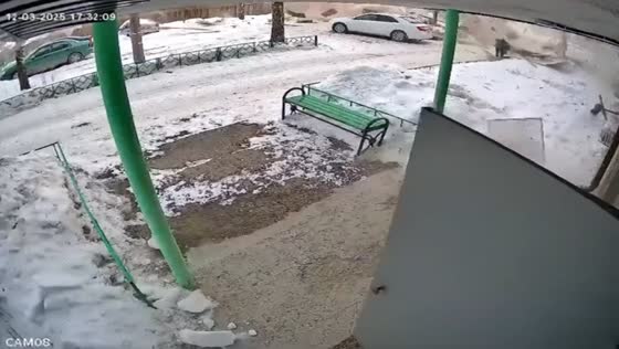Woman survives being crushed by debris during house explosion in Tobolsk, Russia