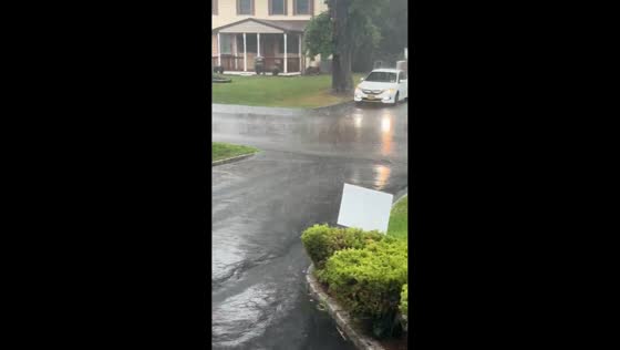 Intense downpour drenches East Islip in New York, USA