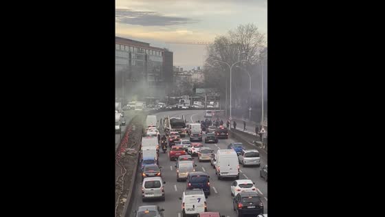 Paris Activists Block Inner Ring Road in Protest of Pension Reform