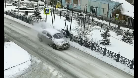 In Bashkiria, a driver knocked down an 11-year-old schoolboy who escaped with only bruises