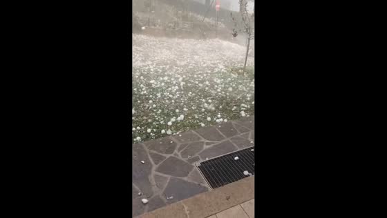 Giant hailstones up to 13 centimeters batter Varnasca, Italy