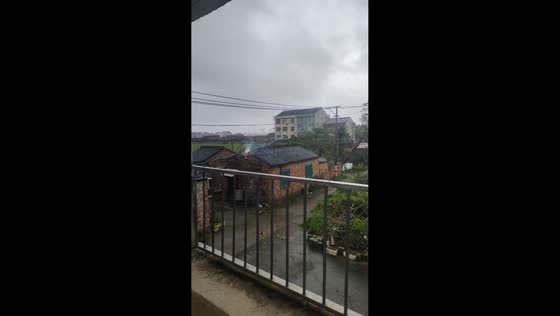 Power lines spark as Typhoon Saudel lashes Taizhou, Zhejiang, China