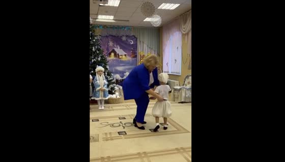 Little boy's bunny costume fail at New Year's performance in Moscow, Russia | Mom captures hilarious moment