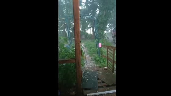 Hailstorm hits Callaway, Nebraska